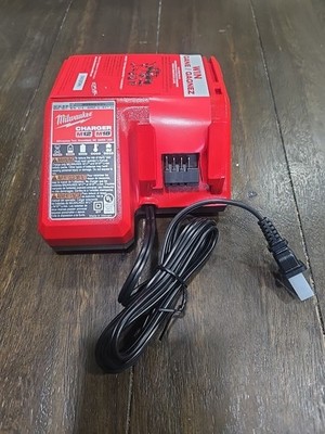 New Milwaukee 48-59-1812 M12 & M18 Multi-Voltage Charger