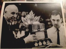 ROGER CROZIER 1966 NHL HOCKEY PHOTO GOALIE CONN SMYTHE AWARD DETROIT RED WINGS
