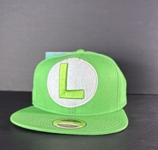 SUPER NINTENDO WORLD 2016 Luigi cap MARIO Official Limited Rare Snap Back
