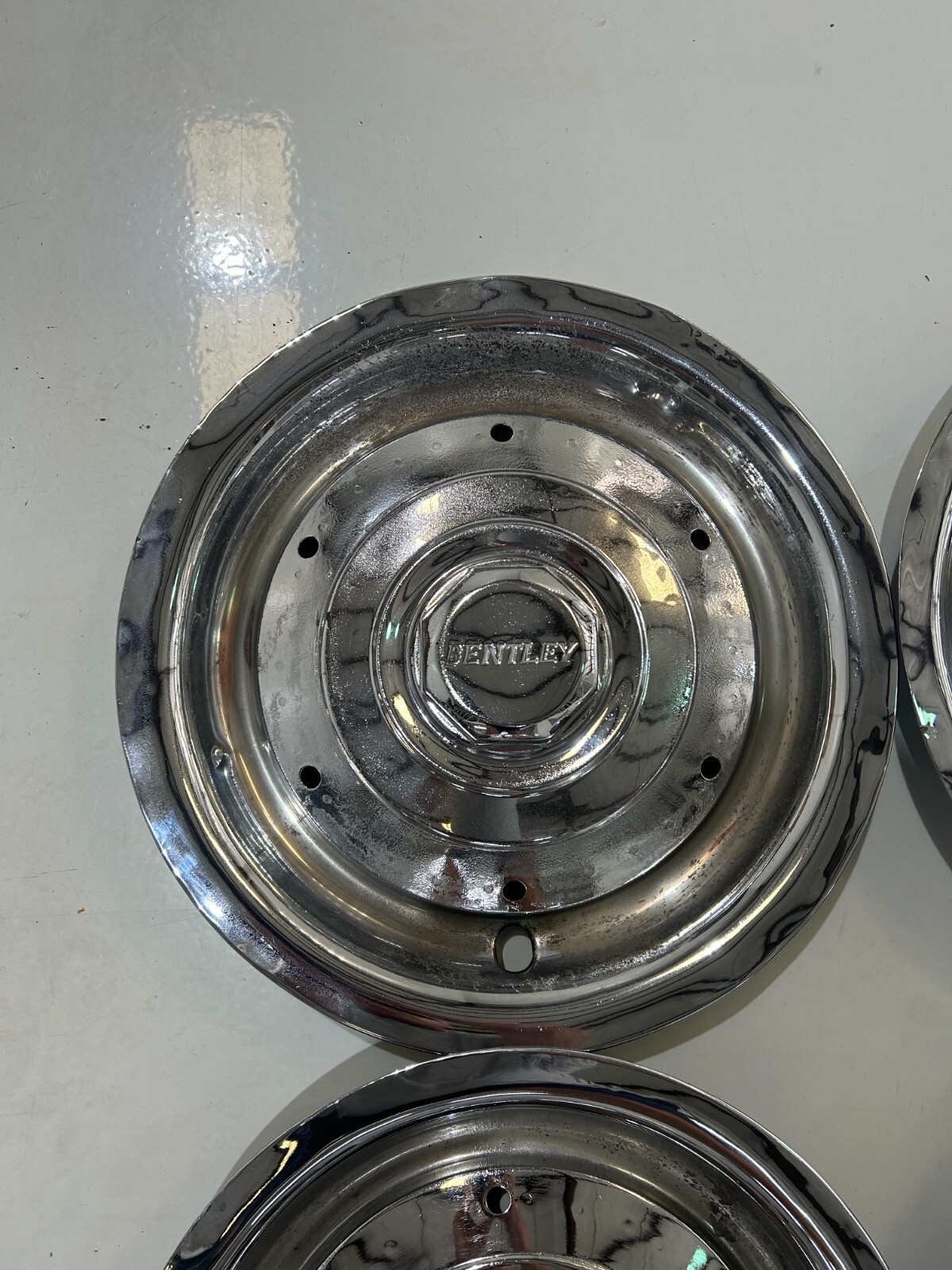 SET OF 4 BENTLEY SILVER CLOUD SOLID HUBCAP ORIGINAL VINTAGE