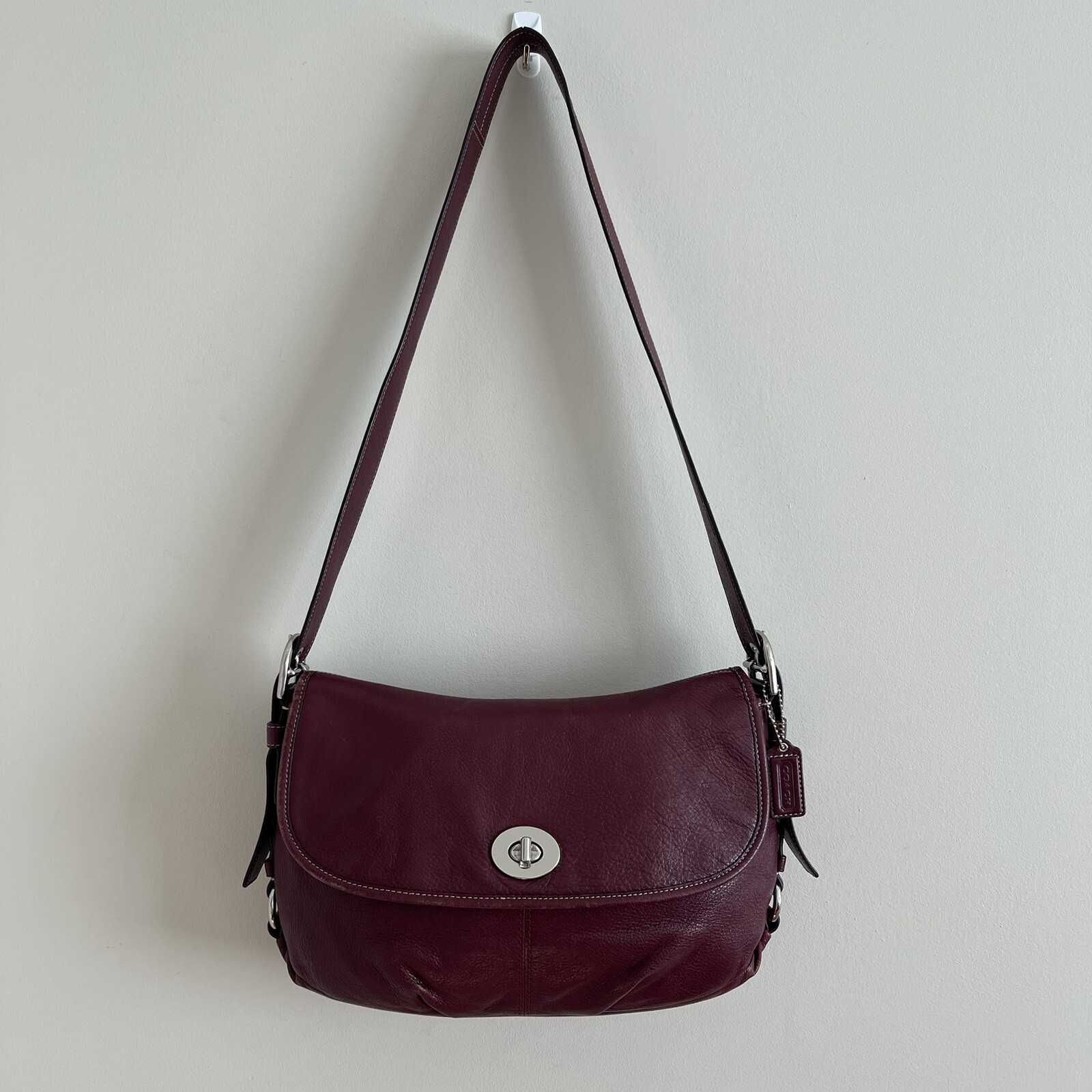 COACH Oxblood Leather Flap Crossbody Shoulder Bag Han… Gem
