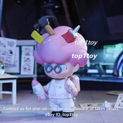 POP MART x DIMOO WORLD Space Travel Doctor of Aeronautics Mini