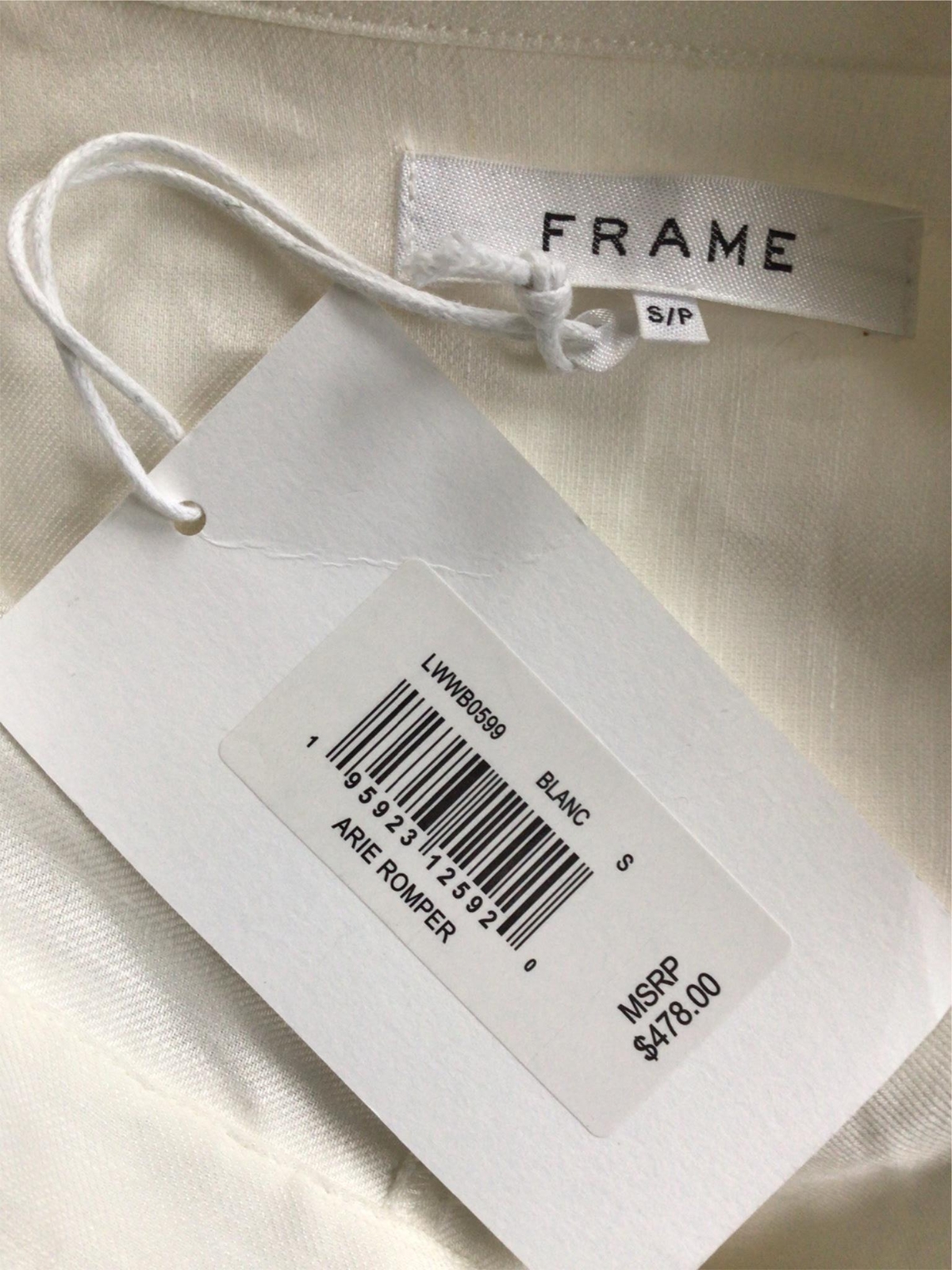 Foto 11 di 12
