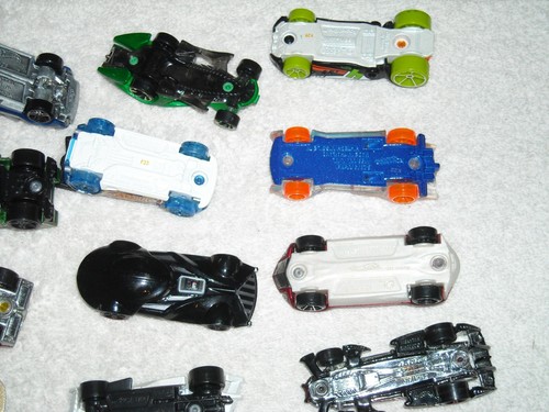 18pc Mattel - Hot Wheels Branded Cars, All Hot Wheels, Good Condition - Picture 11 of 12