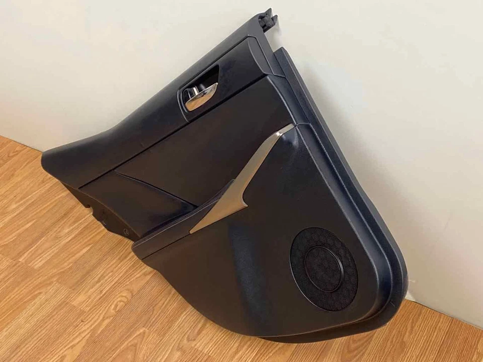 Panel de moldura de puerta de conductor trasero izquierdo con interruptor negro para LEXUS IS350 2014-2016 Foto 2 de 4