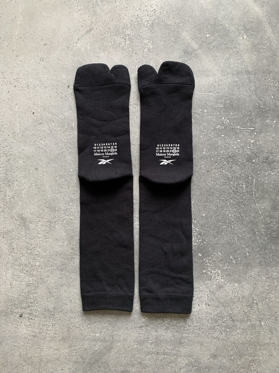 【送料&関税込】Maison Margiela Tabi Socks MAISON MARGIELA x REEBOK TABI SOCKS BLACK | eBay