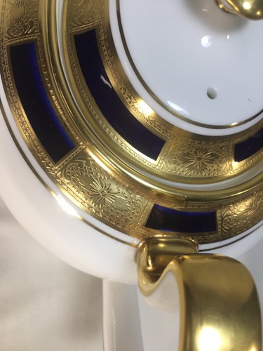 Aynsley 'Empress Cobalt' & Gold Encrusted 5-Pot TEA POT - Chip! - Picture 5 of 12