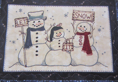 Blueberry Backroads #061 LET IT SNOW! Wool Applique Folk Art Pattern 17.5''x22.5''