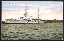 AK Kreuzer der Kriegsmarine Emden vor der Küste 