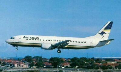 Australian Airlines Boeing 737-400 VH-TJM postcard