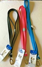 PETMATE Deluxe Signature Leash SMALL up to 20 lbs w/Safety Clip  5/8 " X 6 Feet