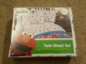 Sesame Street Twin Size Sheet Set Elmo Cookie Monster 100