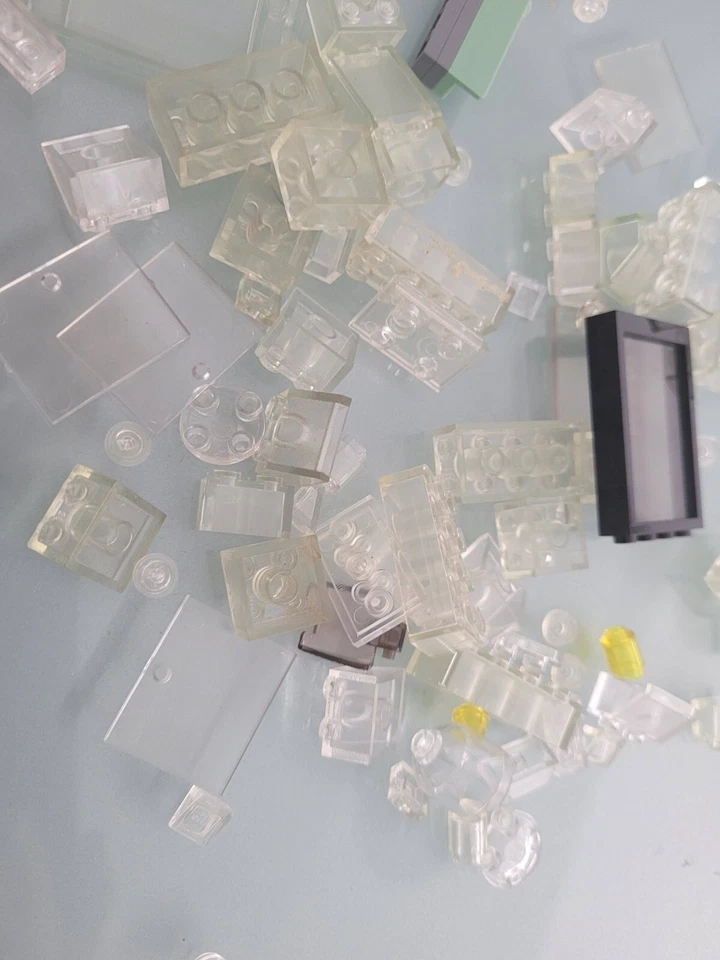 LEGOS SET OF 75 SMALL CLEAR TRANSLUCENT SINGLES PIECES and PARTS! WINDOWS! - Image 4 of 4
