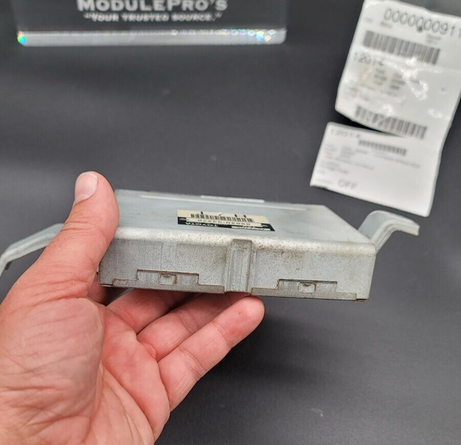 2000 2001 LEXUS ES300 ABS ANTI LOCK BRAKE TRACTION CONTROL MODULE