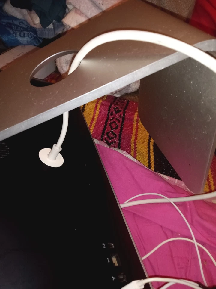 2017 Apple 21.5" Retina 4K iMac 2.3GHz Core i5 8GB RAM 500GB 2022 macOS Ventura - Image 2 of 4