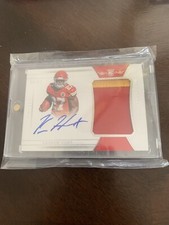 2017 Kareem Hunt National Treasures RC Patch Auto #94/99