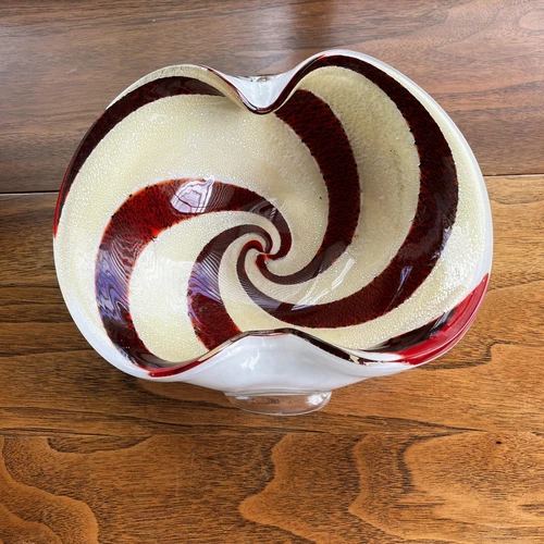 Murano Hand Blown Glass Red Ivory Candy Cane Stripe Bowl MCM Italy Swirl