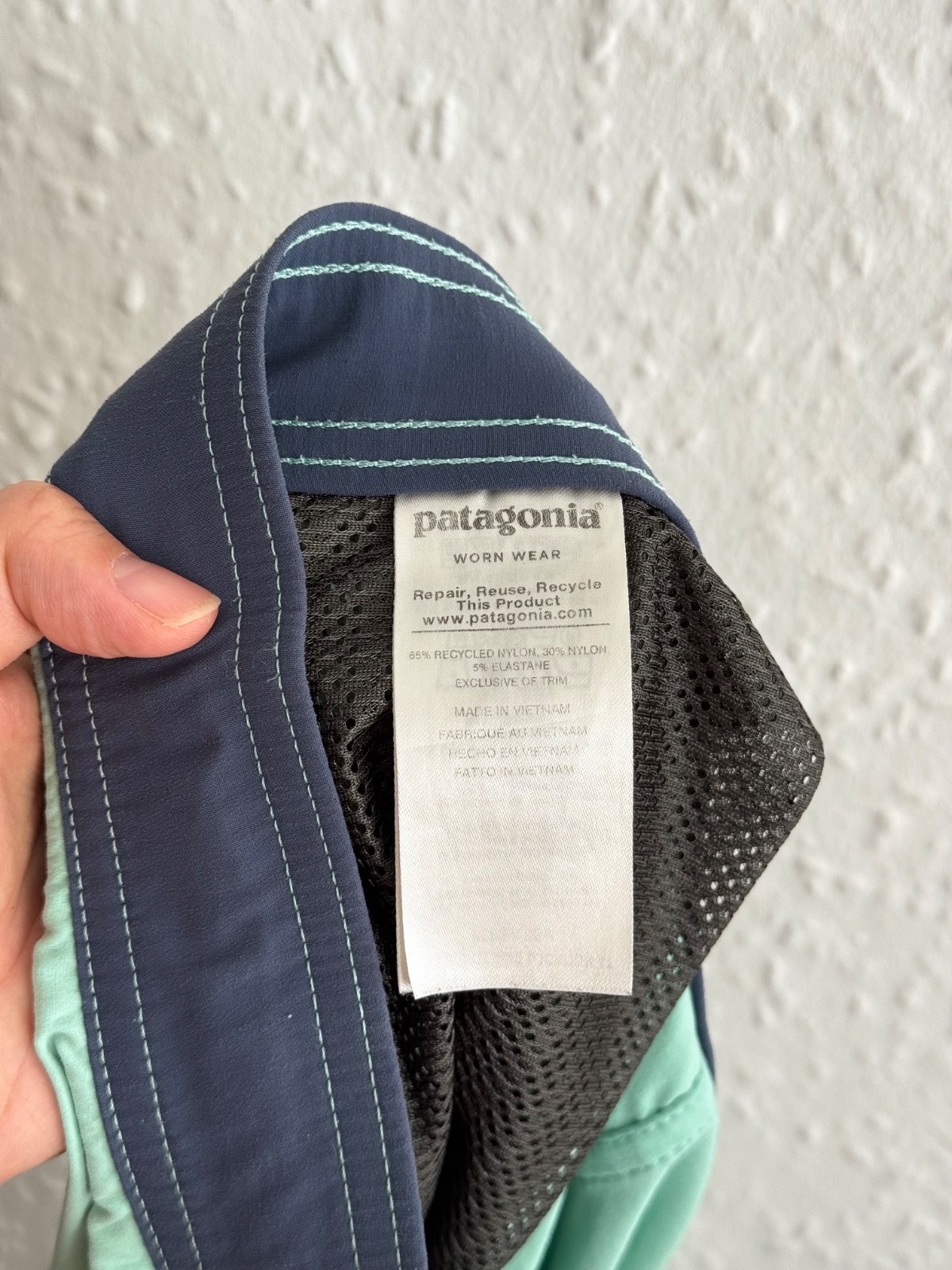 Mens Patagonia Green Swim Shorts Trunks - M (RRP£70) image 5
