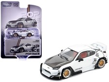 Pop Race PR64-PRE014 1/64 Toyota Pandem GR86 White with Carbon Hood