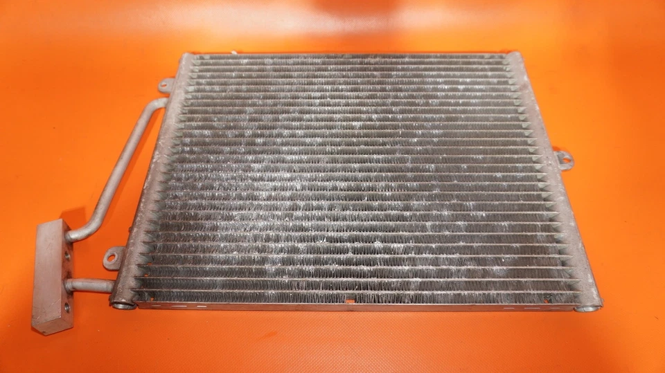 CONDENSADOR AC PORSCHE 911 BOXSTER 1997 1998 1999 2000 2001 2002 2003 2004 2005 - Imagem 2 de 4