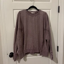 Easel Brand Mixed Media Top - Large - Item998