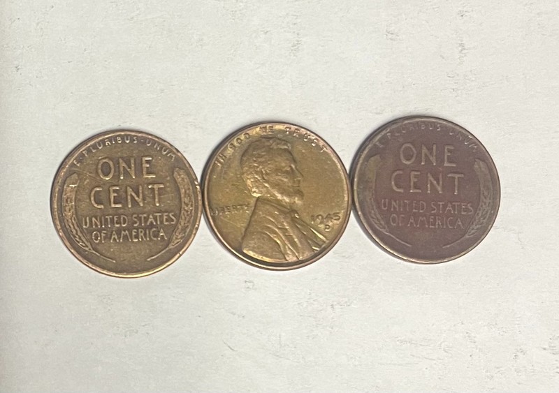 Roll of 1945 Wheat Back Pennies, Mixed Mint Marks
