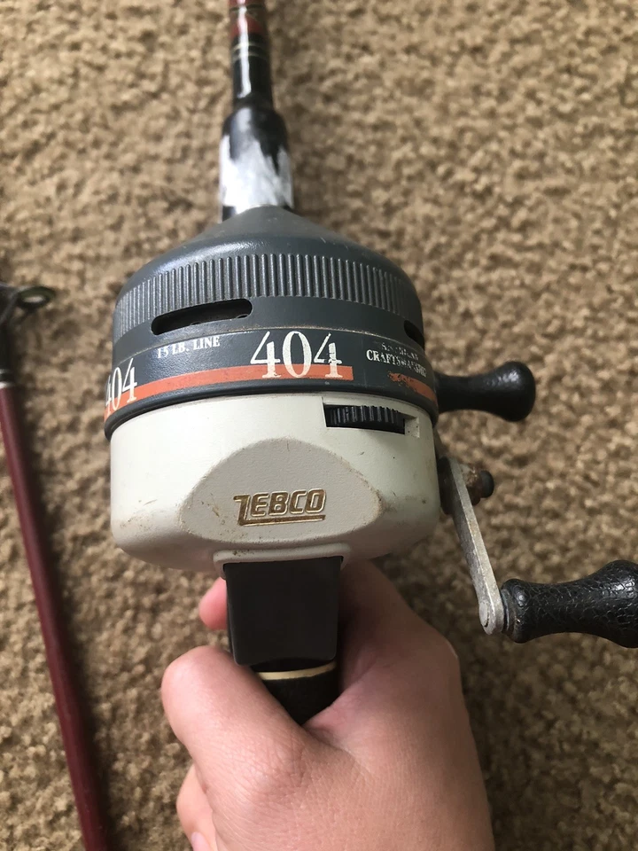 Caña de pescar Abu Garcia 6 pies acción ligera granate línea 6-14 lb con carrete Zebco 404 Foto 3 de 4