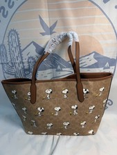 Coach Classic Women's Snoopy Print Canvas Handbag/Tote Bag 34 29 11 cm