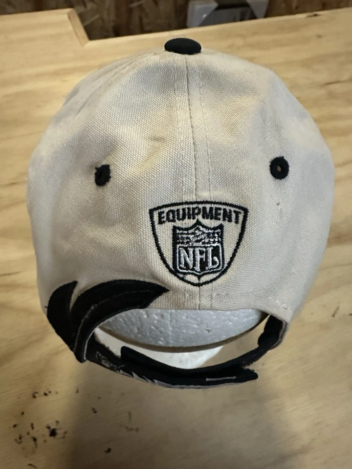 De colección Reebok NFL Oakland Raiders Gorra Gorra Fútbol Diente de Tiburón Negro Blanco Foto 4 de 4