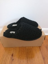 Ugg Australia Women's Pearle Curled Slippers Size 7 NIB Black