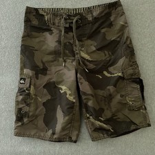 Quiksilver Youth Sz 16 Camo Swim Surf Shorts 28  Waist Cargo Board Trunks