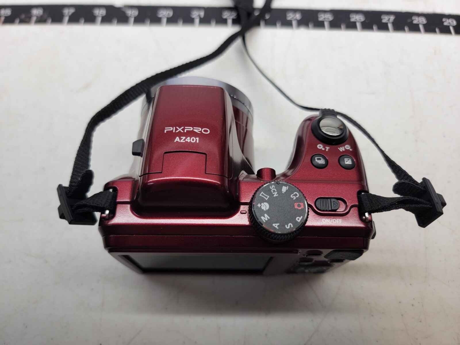 KODAK PIXPRO AZ401 Bridge Digital Camera 16MP 40X Optical Zoom HD720p