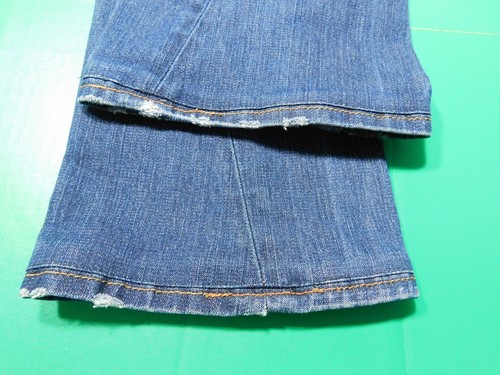 Vtg True Religion Jeans Women's 27x28.5 Distressed Stretch Bootcut Medium Wash - Picture 11 of 12