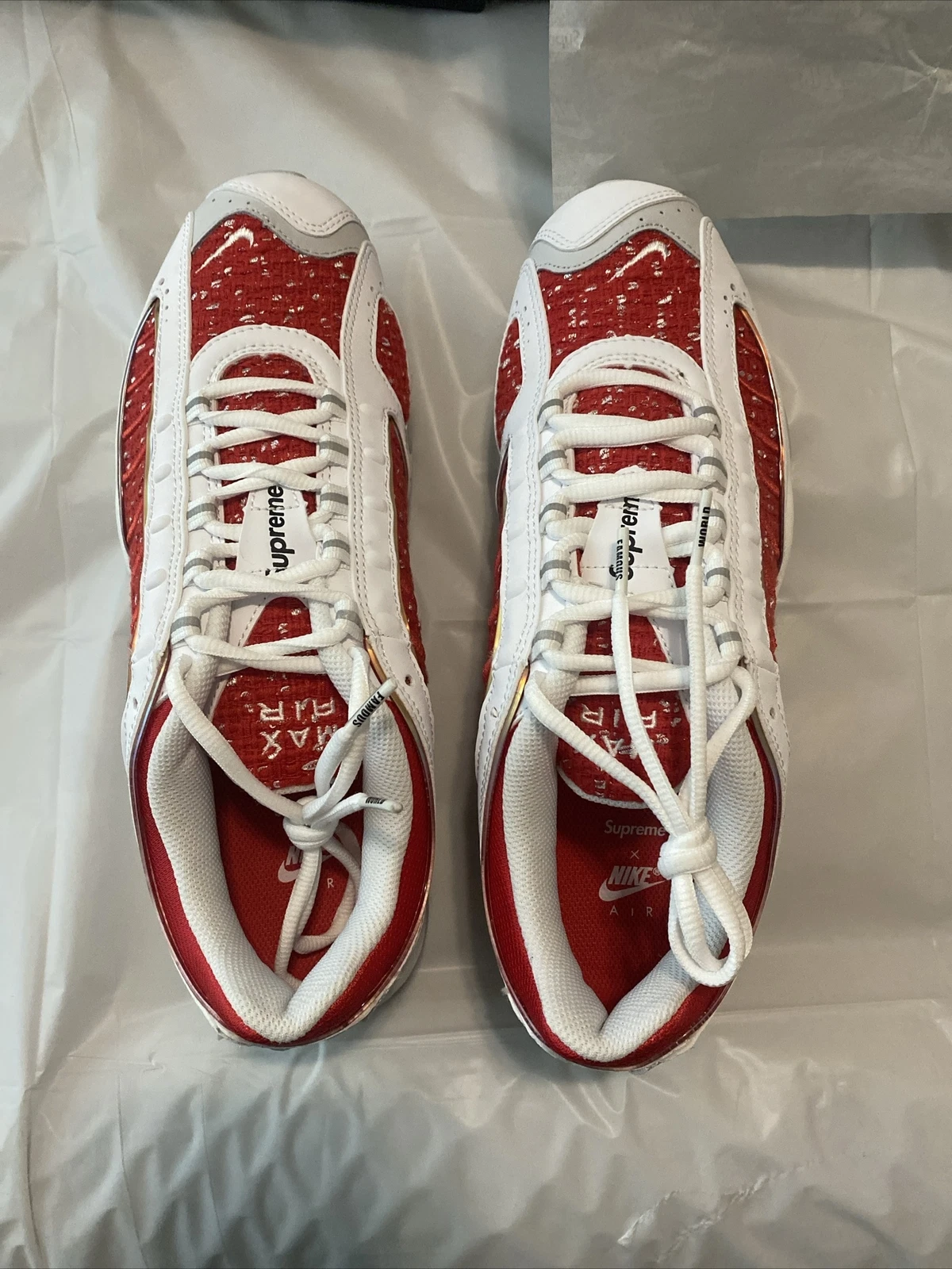Taille 10   Nike X Supreme New York SS19 Air Max Tailwind 4 Université Rouge