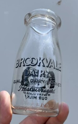 Ironwood MI Michigan BROOKVALE DAIRY Half Pint Black Pyro Milk Bottle