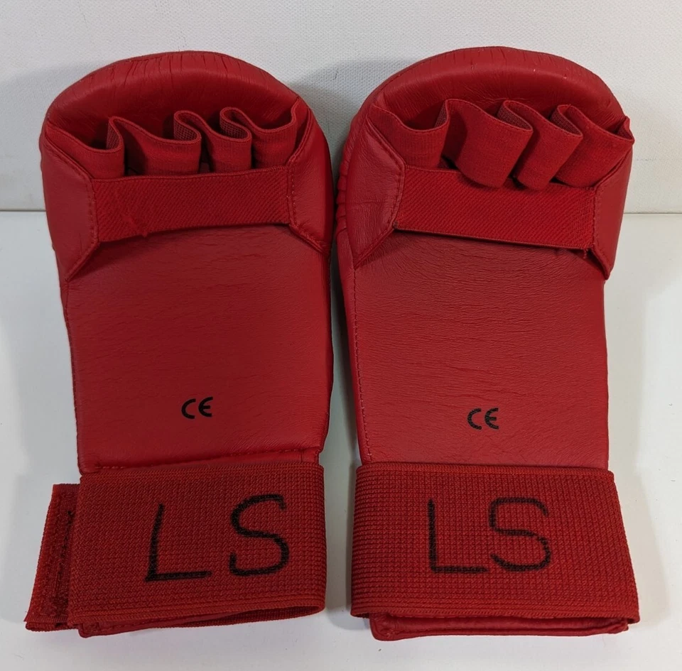 Guantes de combate de competición sin pulgar con guantes de karate aprobados por Adidas WKF rojos Foto 2 de 4