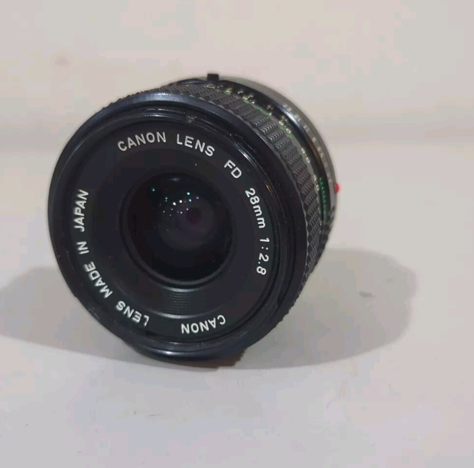 Excellent Canon New FD 28mm Wide Angle Lens FD Mount JAPAN