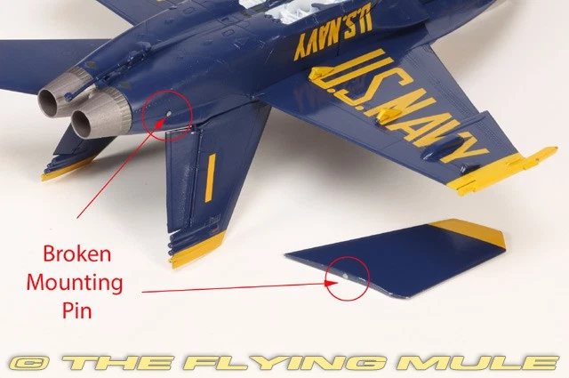 JCW-72-F18-009 JC Wings F/A-18E Blue Angels *DEFECTIVE* See Description - Image 3 of 4