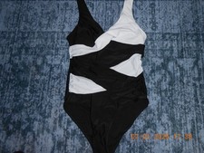 (S) Women's One Piece Swimsuit - Tummy Control - Black and White