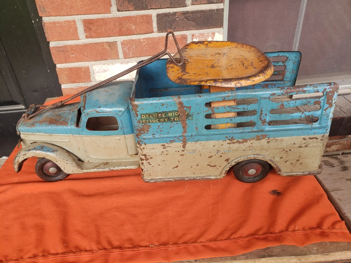 1940 Vehicle Year Vintage Manufacture Diecast Cars, Trucks & Vans