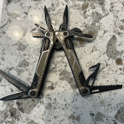 Leatherman OHT Handed Multi-Tool