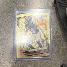 Panini 2025 Prizm Gold Prizm Tremaine Edmunds #245 /5 Chicago Bears