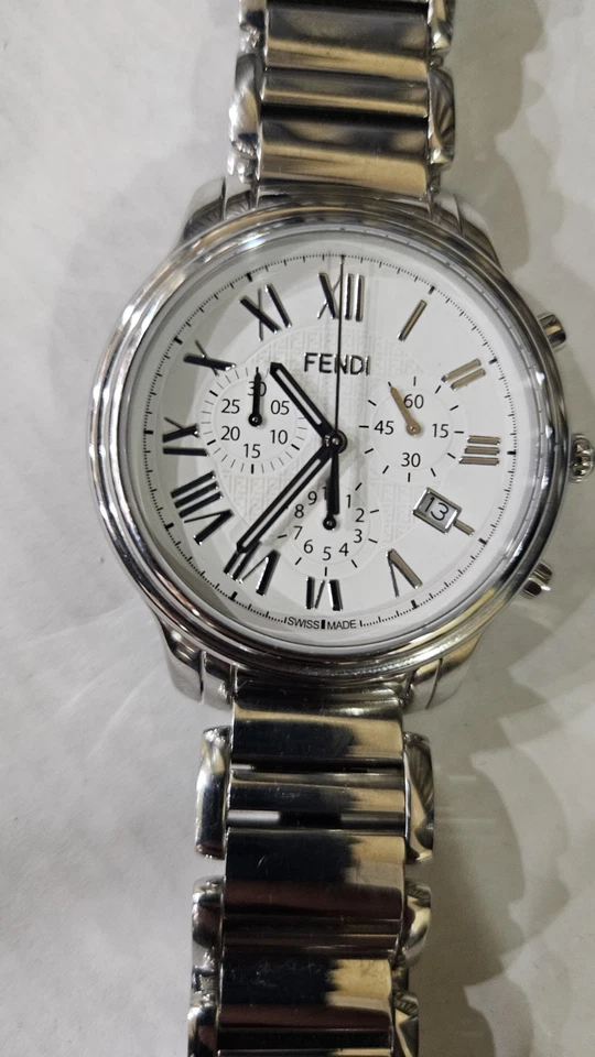 Reloj Hombre Fendi Classico Modelo 001-25200G-160 Foto 2 de 4