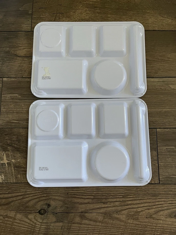 Plato Bandejas Divididas Melamina Coches Disney Pixar por J.C. Penny 13 1/2" x 9 1/2" Foto 3 de 4