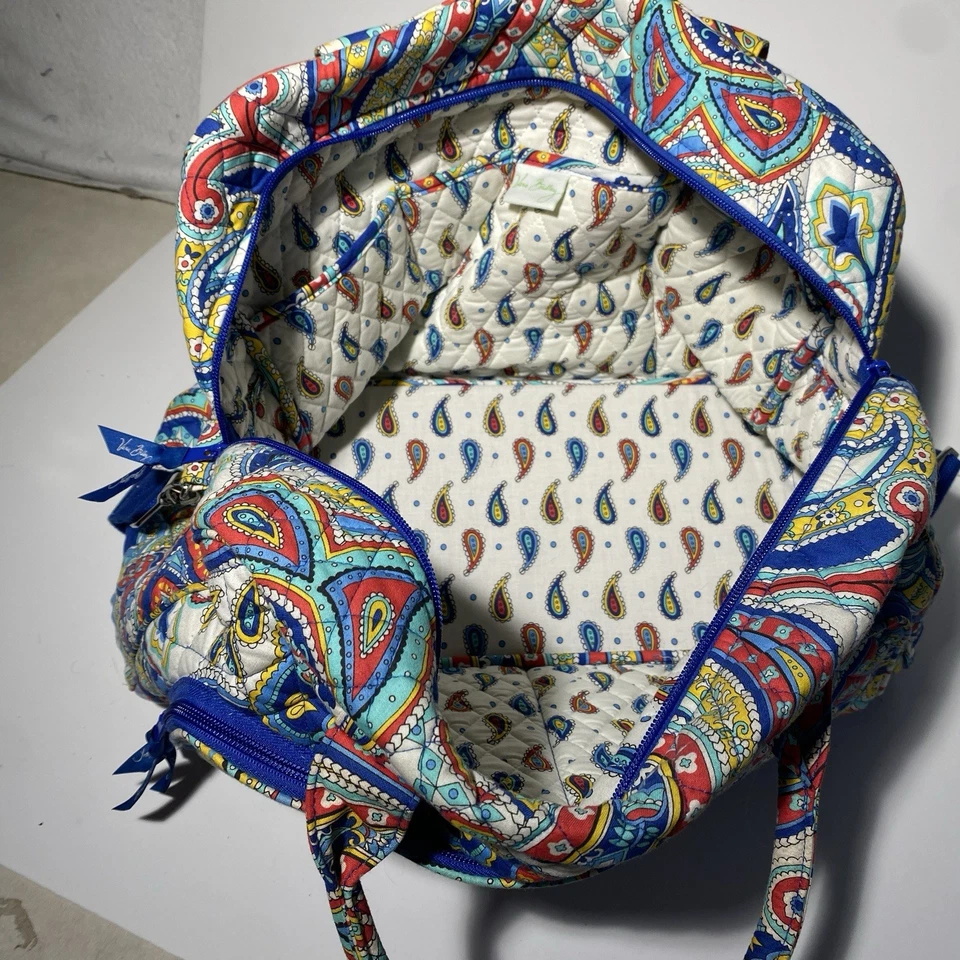 Vera Bradley Weekender Travel Tote Duffel Bag Large Retired Marina Paisley - Image 4 of 4