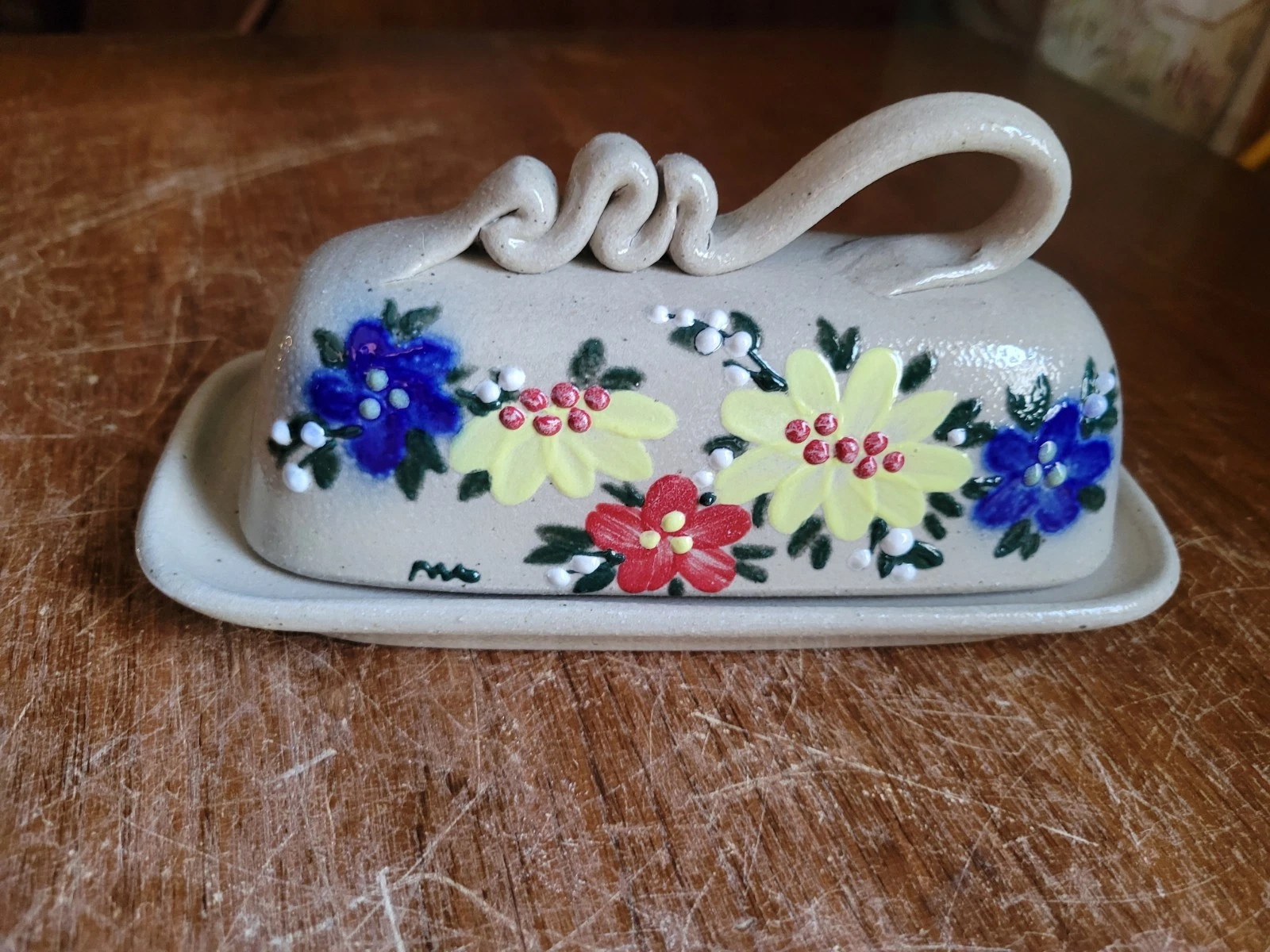 Salmon Falls Butter Dish With Handle Wildflower Design