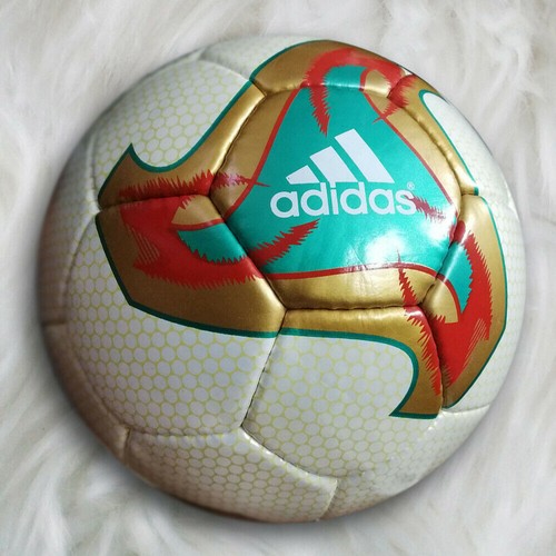 ADIDAS FEVERNOVA GOLD MINI | OFFICIAL MATCH BALL | FIFA WORLD CUP BALL 2002 | eBay