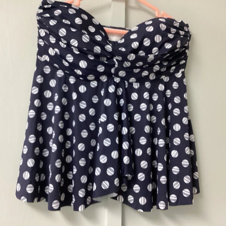 NUEVO CON ETIQUETAS INC International Concepts Traje de Baño Tankini Top Talla 14 Azul Marino Lunares Almohadilla Foto 3 de 4