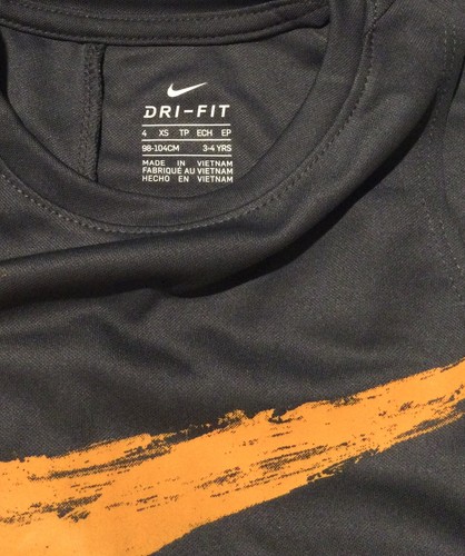 NWT NIKE BOYS SIZE 4 ~ DARK GRAY SLEEVELESS TANK TOP WITH ORANGE SWOOSH LOGO - Picture 6 of 7