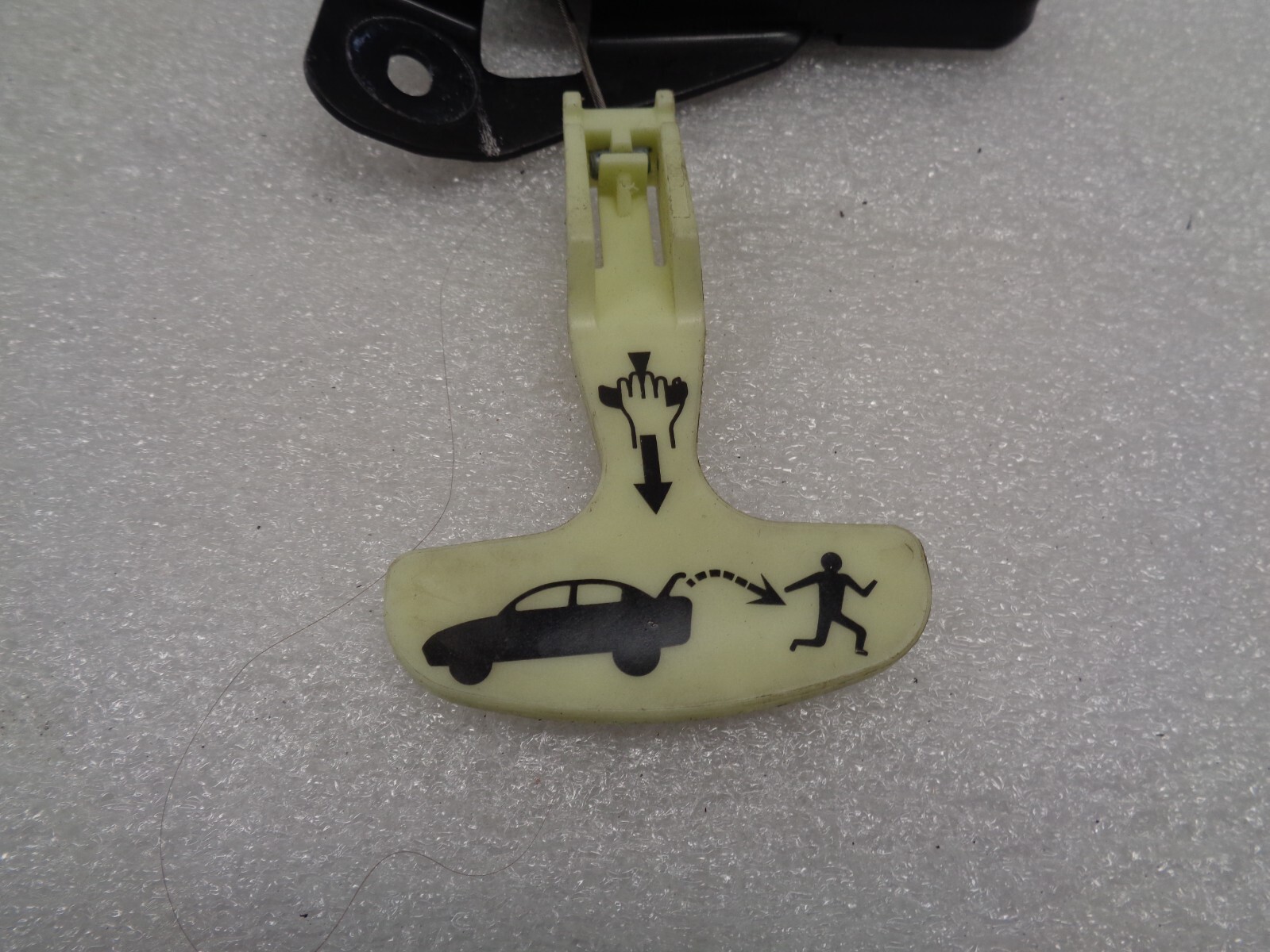 14-17 Maserati Ghibli Rear Trunk Lid Lock Latch Actuator Assembly OEM AK2308254